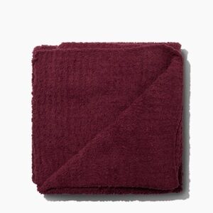 Luxurious Burgundy Throw Blanket